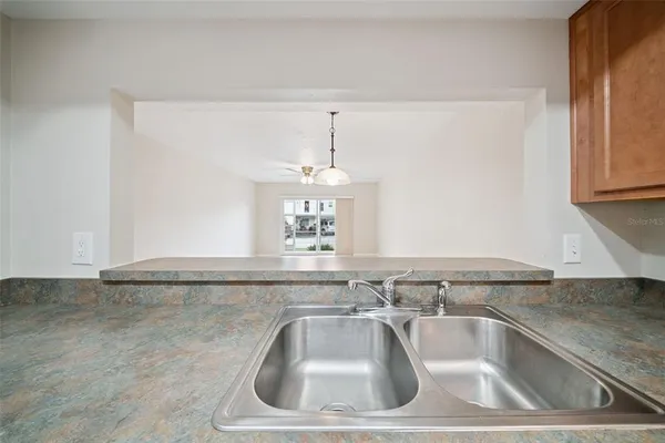 a close view of sink and tap