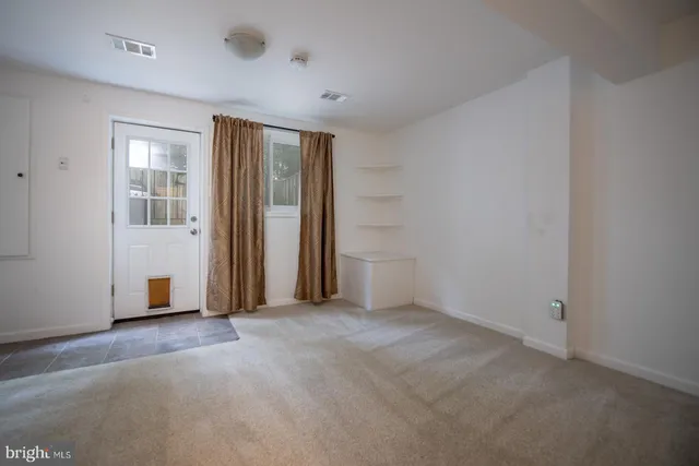 $2,700 | 2811 Middleboro Drive, Falls Church, VA 22042