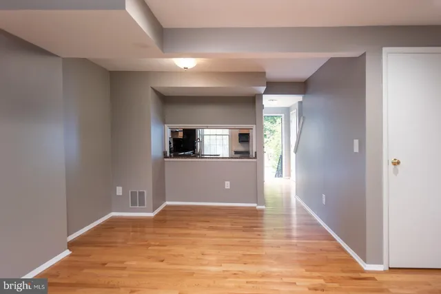 $2,700 | 2811 Middleboro Drive, Falls Church, VA 22042