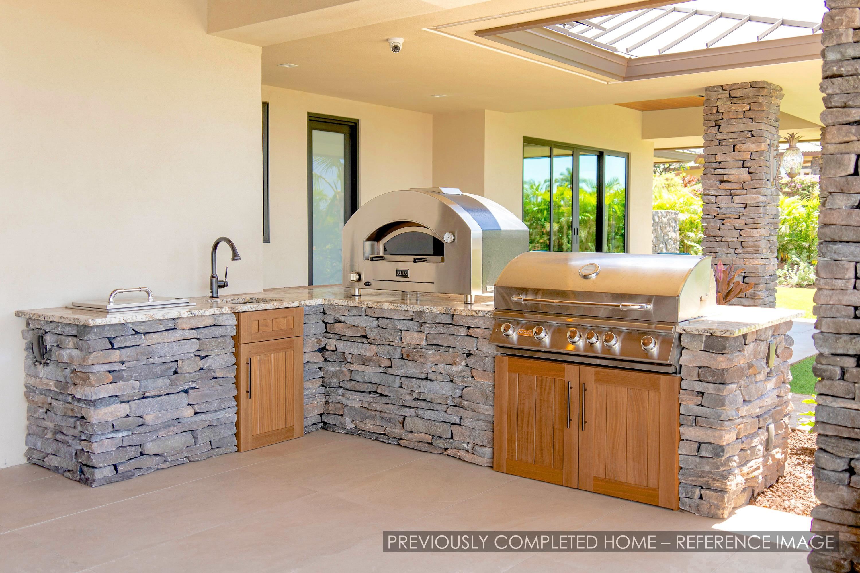 91 Kumu Niu Place, Unit A Lahaina, HI 96761 - Photo 27 of 48 a view of cabinet with washer and dryer