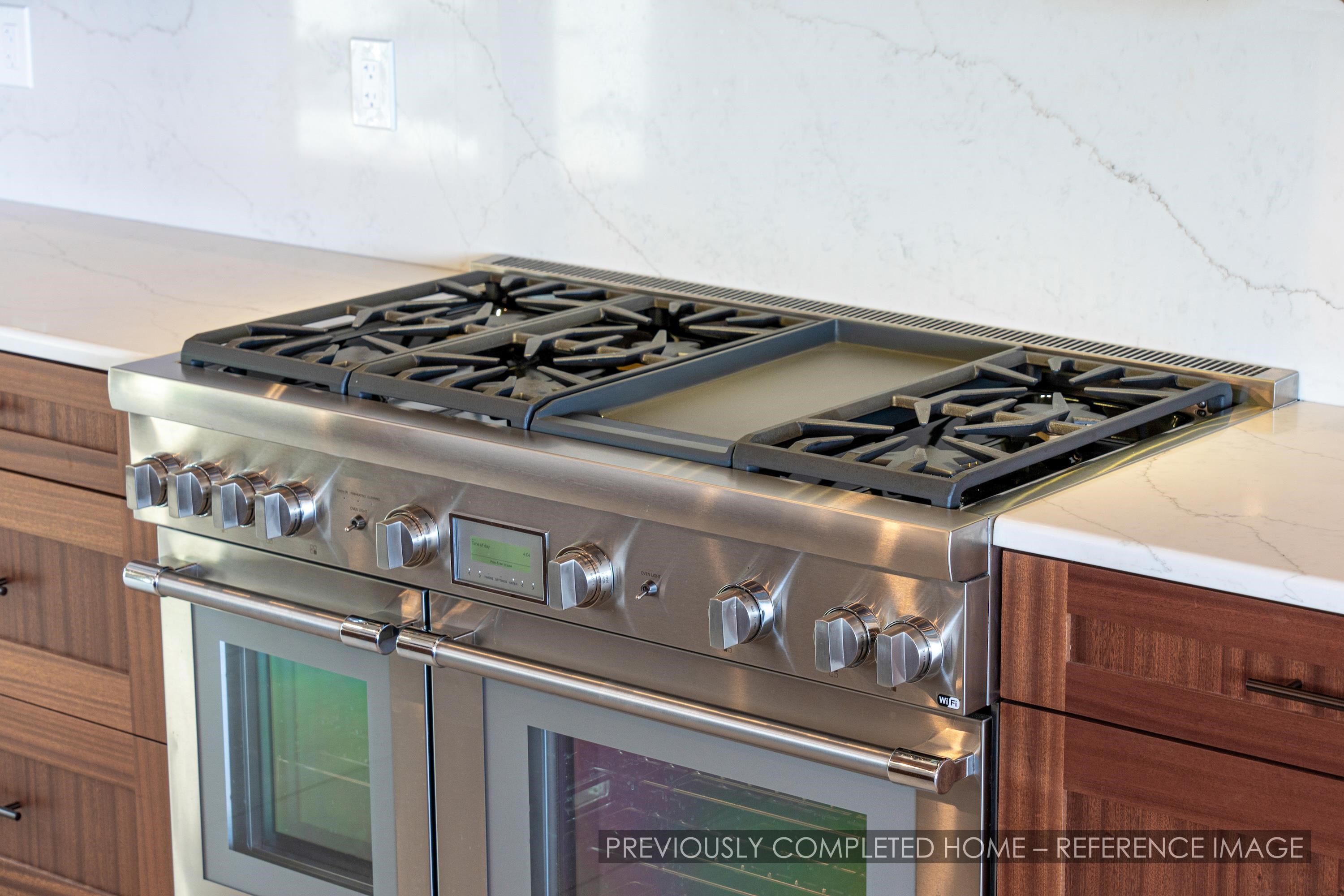 91 Kumu Niu Place, Unit A Lahaina, HI 96761 - Photo 31 of 48 a close up of a stove top oven
