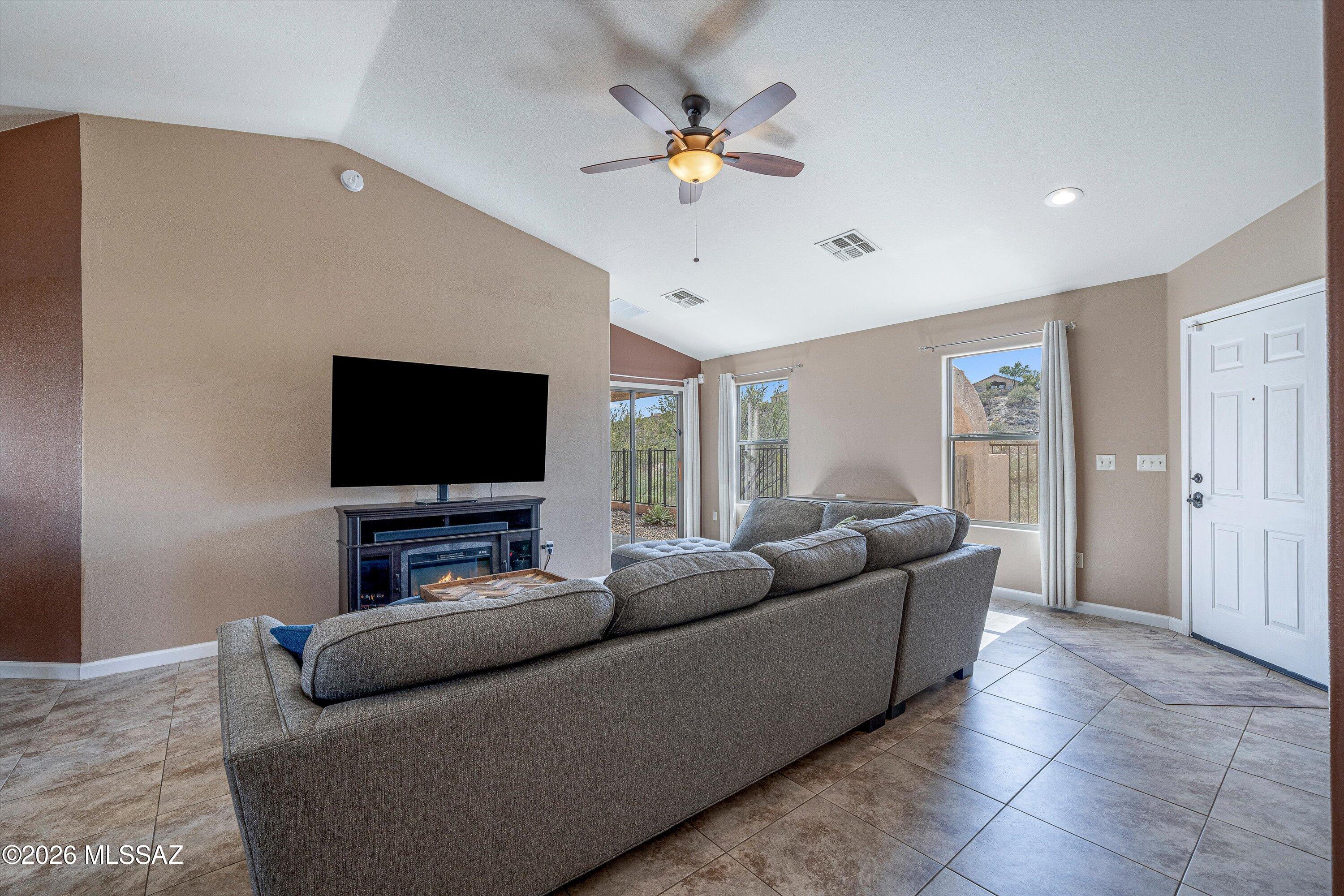10790 South April Spring Place Vail, AZ 85641 - Photo 10 of 31 09-Living Room