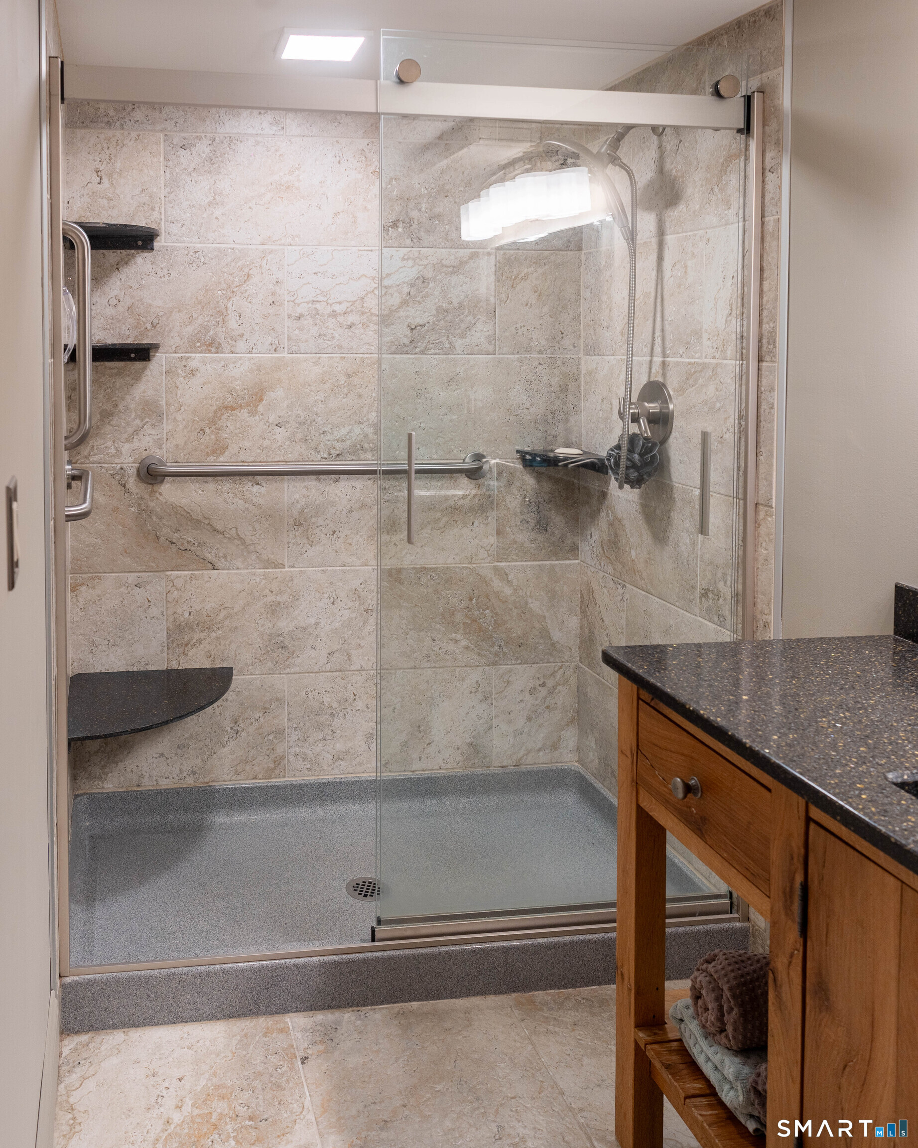 215 Old Newtown Road Monroe, CT 06468 - Photo 16 of 30