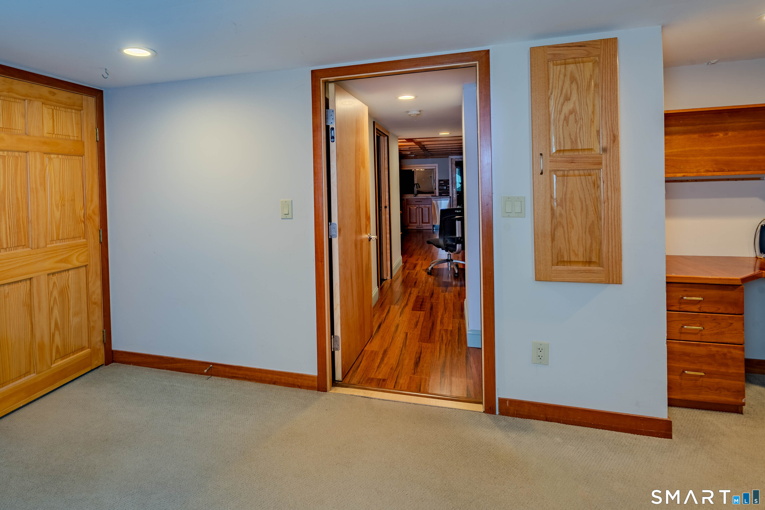 215 Old Newtown Road Monroe, CT 06468 - Photo 20 of 30