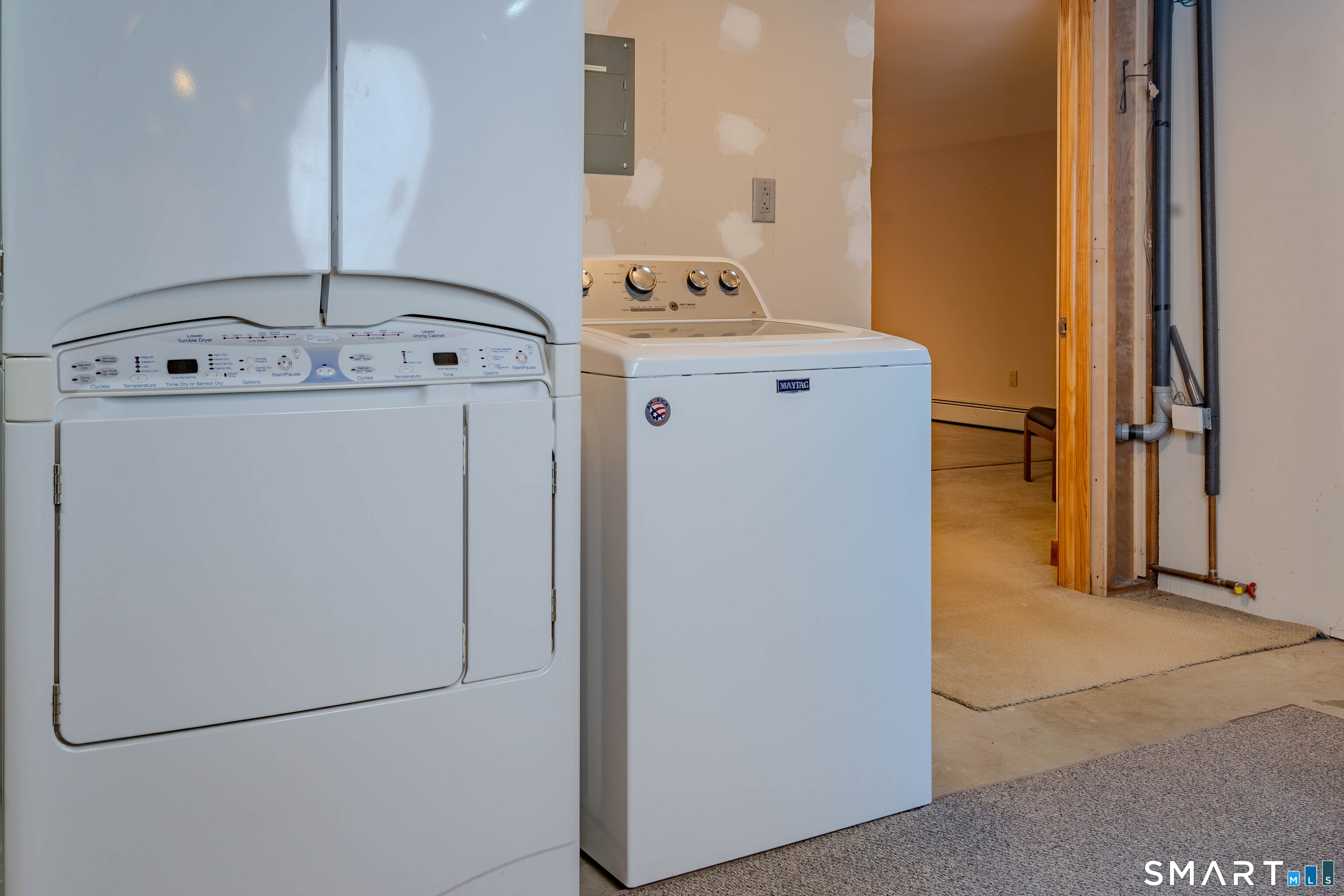 215 Old Newtown Road Monroe, CT 06468 - Photo 22 of 30