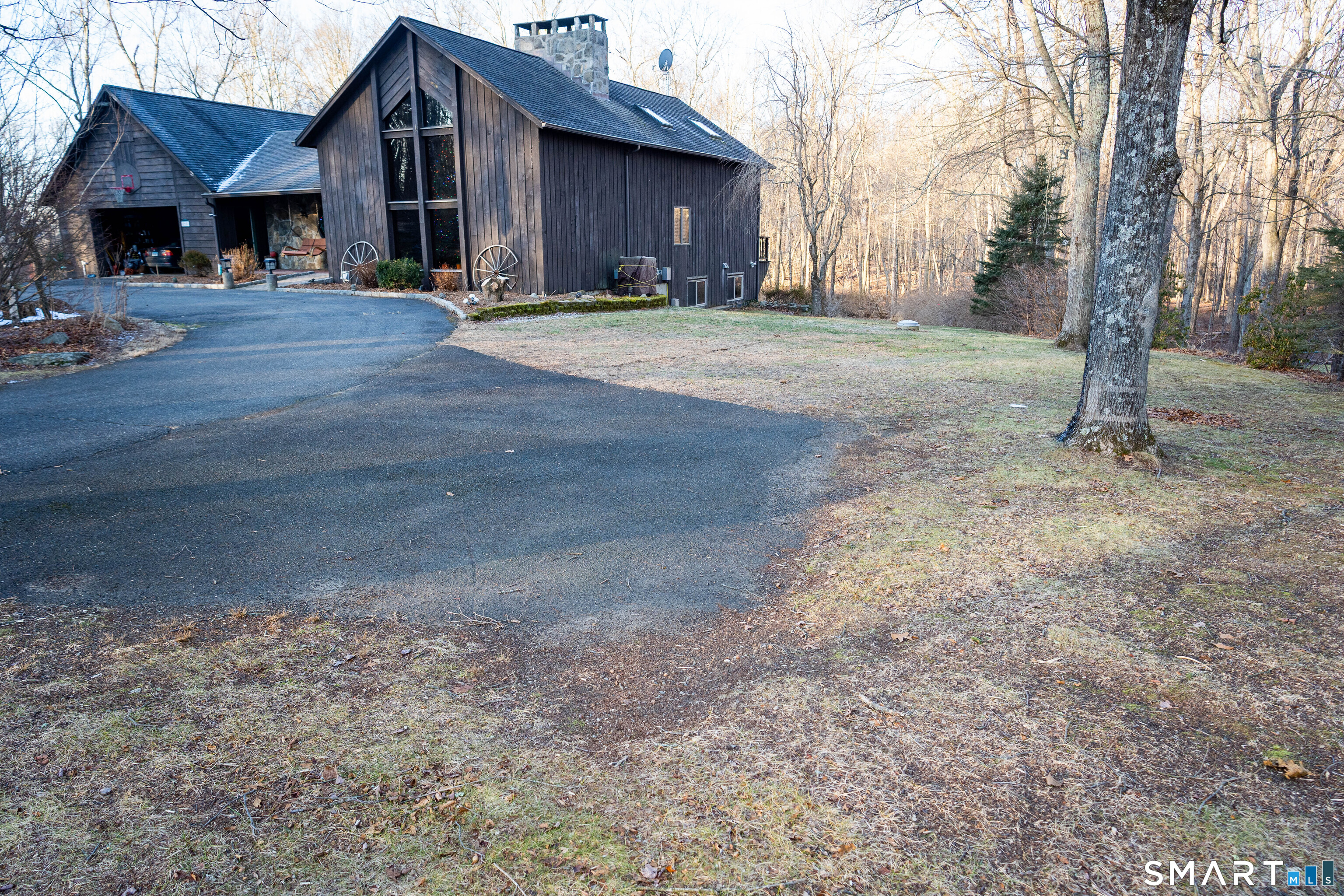 215 Old Newtown Road Monroe, CT 06468 - Photo 26 of 30