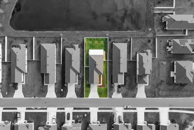 a view of an outdoor space