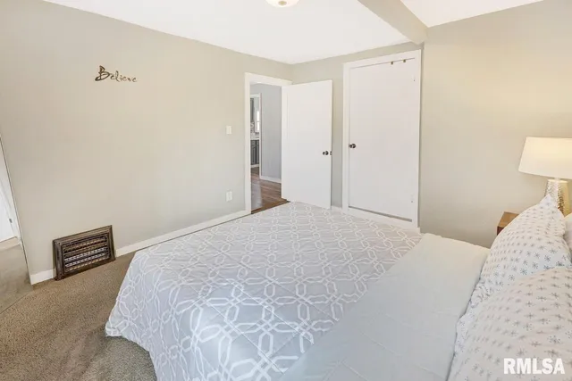 $175,000 | 903 East Lake Avenue, Peoria Heights, IL 61616