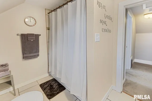 $175,000 | 903 East Lake Avenue, Peoria Heights, IL 61616