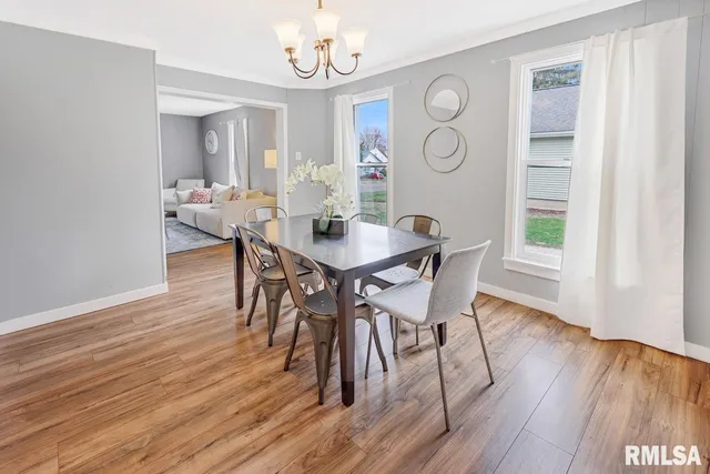 $175,000 | 903 East Lake Avenue, Peoria Heights, IL 61616