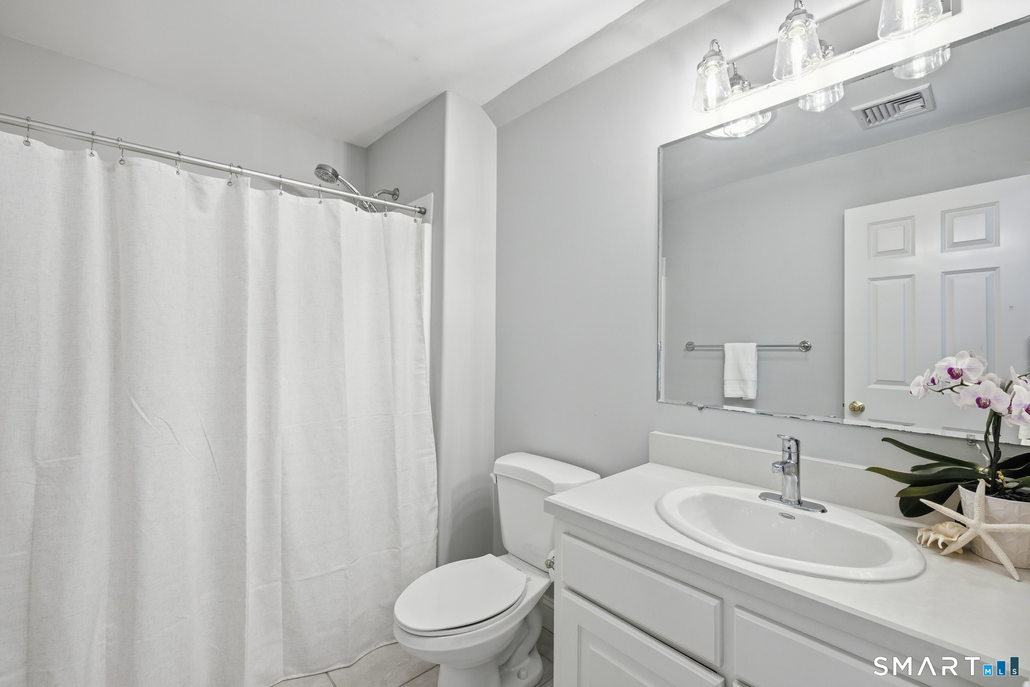 136 Talcott Ridge Road South Windsor, CT 06074 - Photo 23 of 40