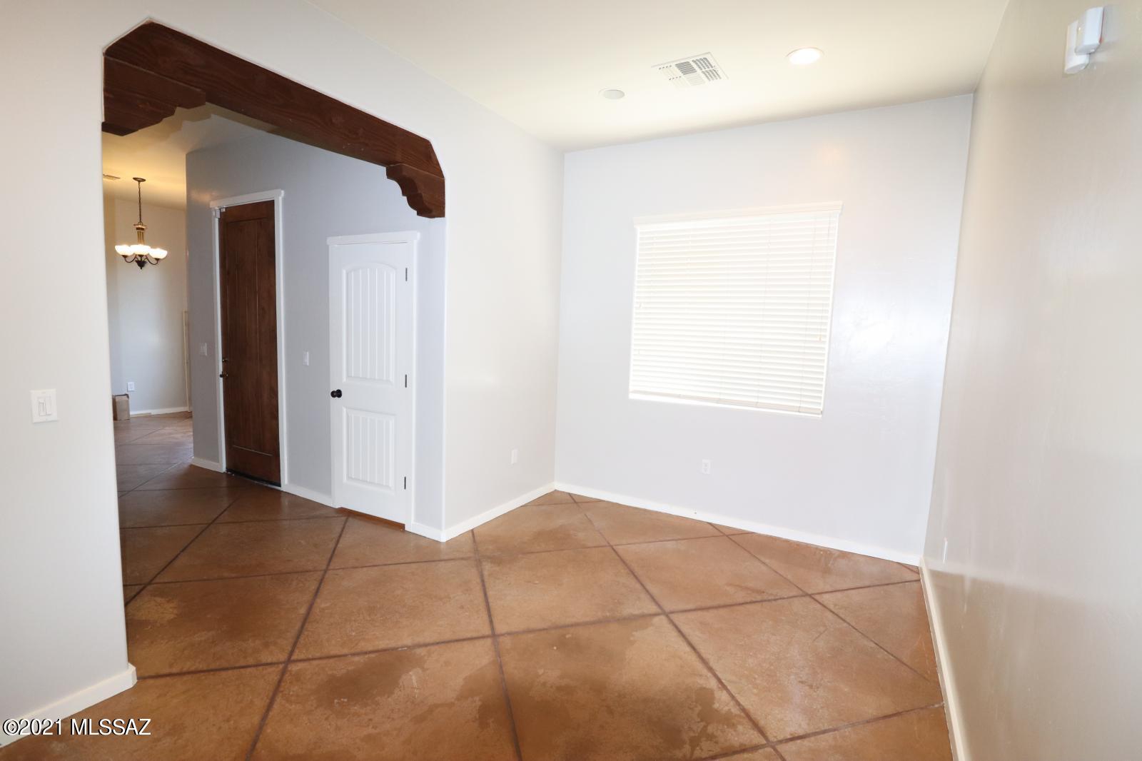 1060 East Silverlake Road Tucson, AZ 85713 - Photo 35 of 50 Gallery Image 35