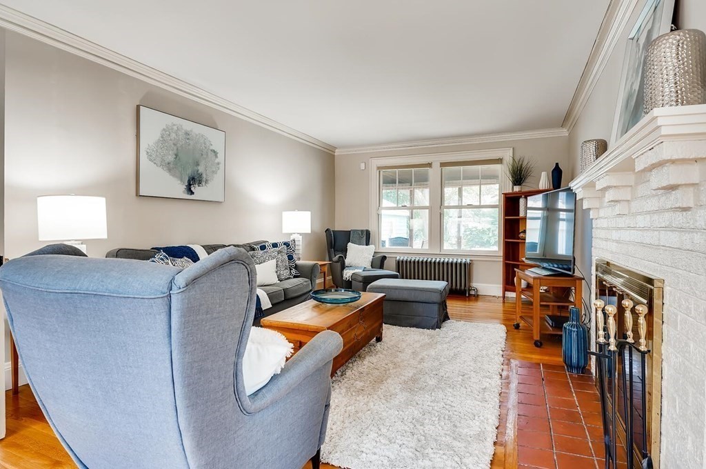 45 Horace Road Belmont, MA 02478 - Photo 5 of 41 Gallery Image 5