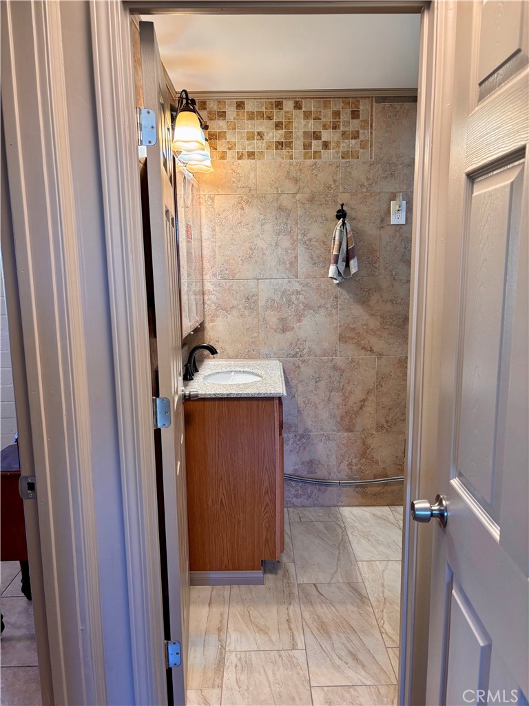 50922 Canyon Road Morongo Valley, CA 92256 - Photo 18 of 62