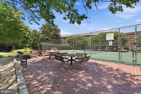 $340,000 | 1608 West Abingdon Drive, Unit 302, Alexandria, VA 22314