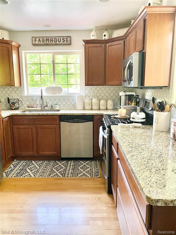 9240 Maple Road Algonac, MI 48001 - Photo 18 of 35
