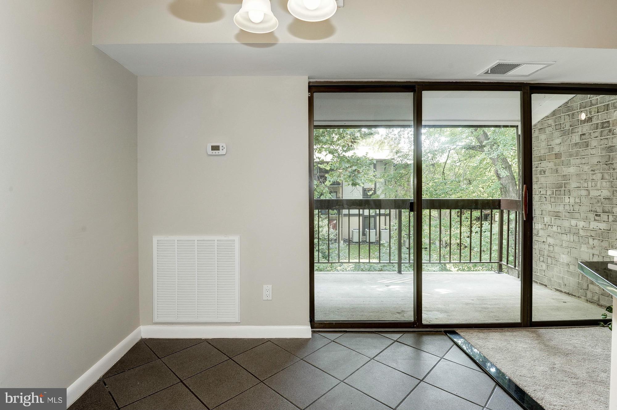 11649 Stoneview Square, Unit 22C Reston, VA 20191 - Photo 8 of 30 Dining Room