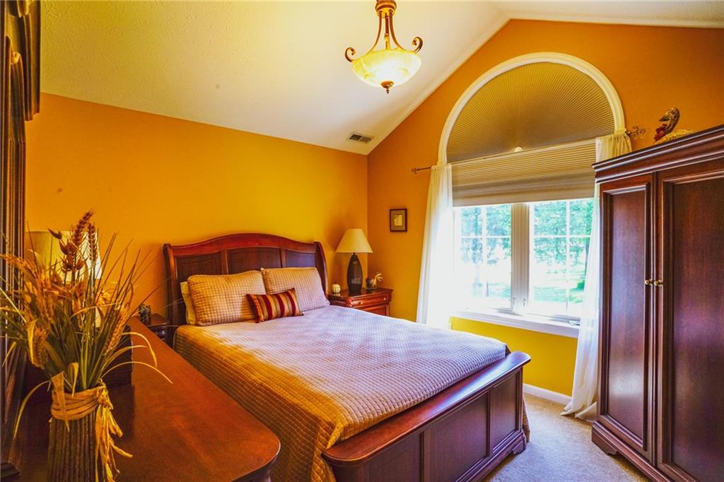 949 Meadowbrook Road Trafford, PA 15085 - Photo 16 of 22 Bedroom