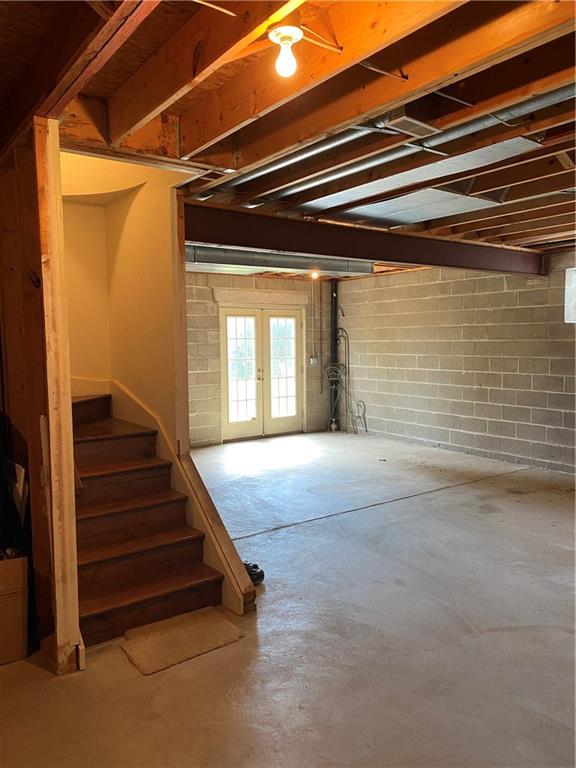 949 Meadowbrook Road Trafford, PA 15085 - Photo 22 of 22 Basement with backyard access.
