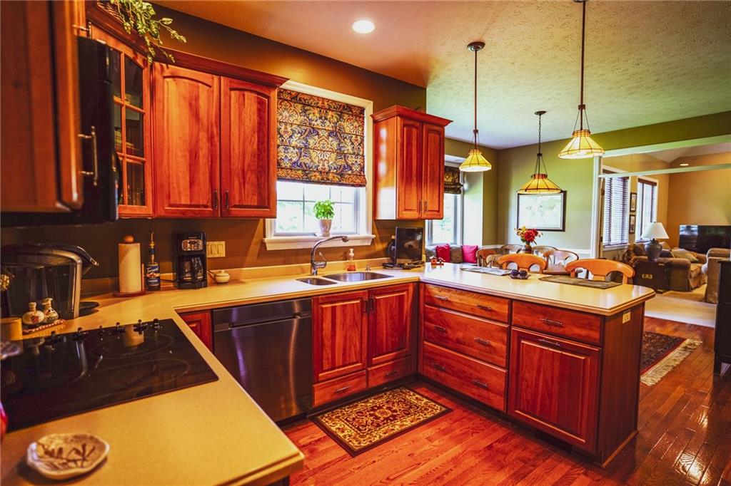 949 Meadowbrook Road Trafford, PA 15085 - Photo 10 of 22 Large kitchen with dining area and window seat.