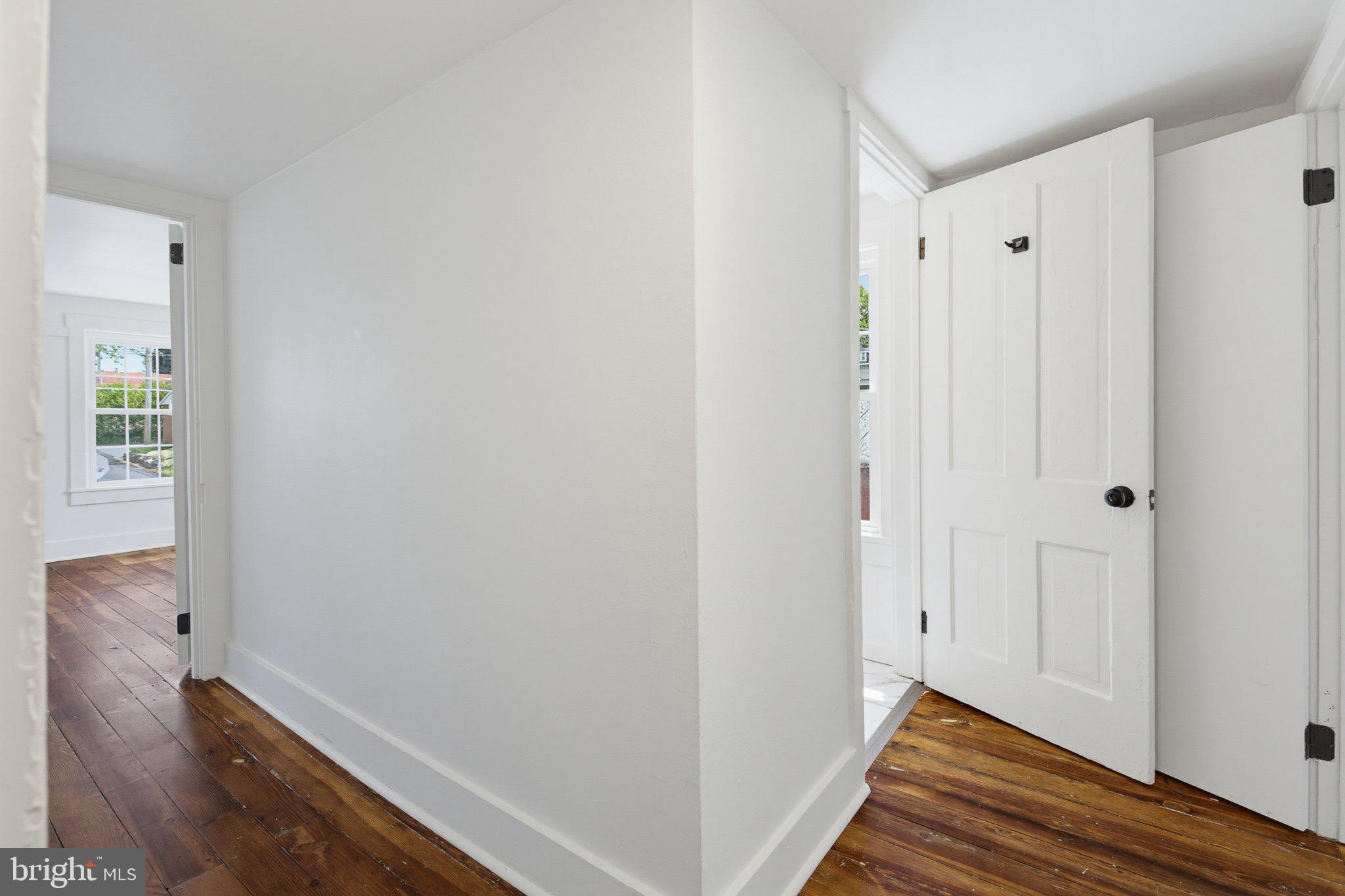 14 North Locust Street Lititz, PA 17543 - Photo 15 of 34 Upper Hallway