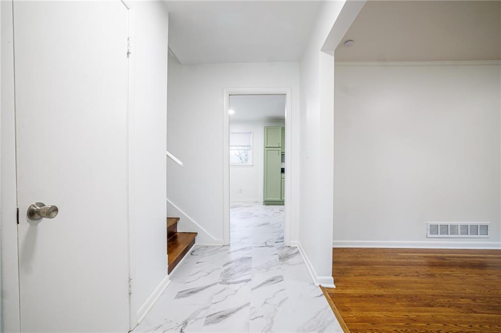 2692 Whites Mill Court Decatur, GA 30034 - Photo 4 of 33 a view of a bathroom from the hallway