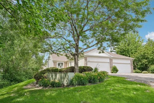 $399,999 | 18523 Orchard Trail, Lakeville, MN 55044