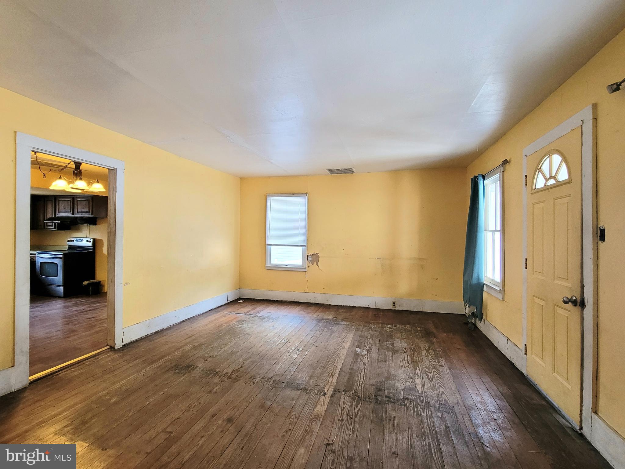 357 Spring Street Houtzdale, PA 16651 - Photo 9 of 19 a view of a livingroom with wooden floor