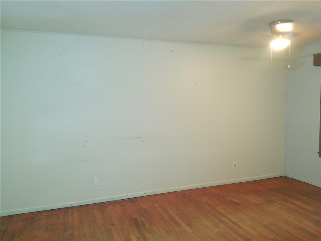 4322 Fir Street Corpus Christi, TX 78411 - Photo 3 of 17 a view of an empty room