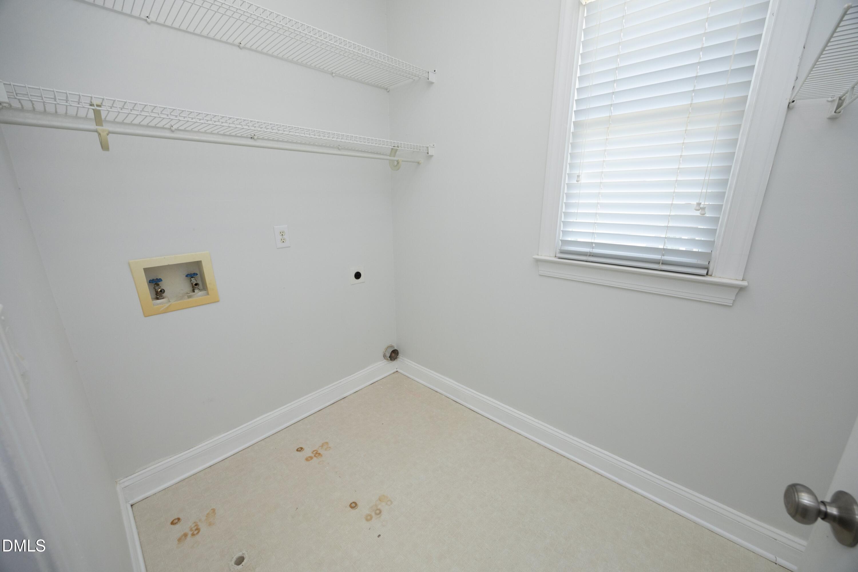 1427 Moosecreek Drive Raleigh, NC 27614 - Photo 35 of 51 an empty room with a window