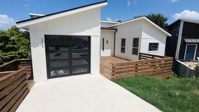 $3,500 | 5012 Baker Street, Austin, TX 78721