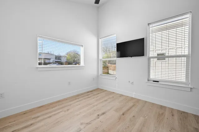 $3,500 | 5012 Baker Street, Austin, TX 78721