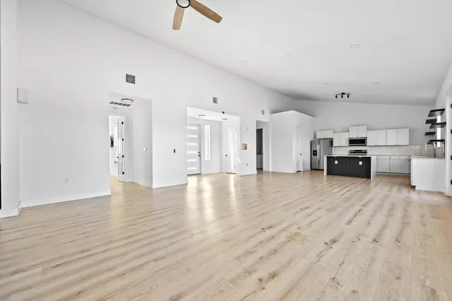 $3,500 | 5012 Baker Street, Austin, TX 78721