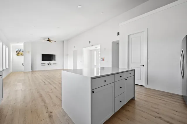 $3,500 | 5012 Baker Street, Austin, TX 78721