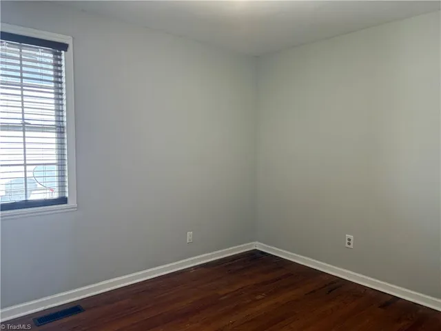 $1,249 | 706 South Benbow Road, Greensboro, NC 27401