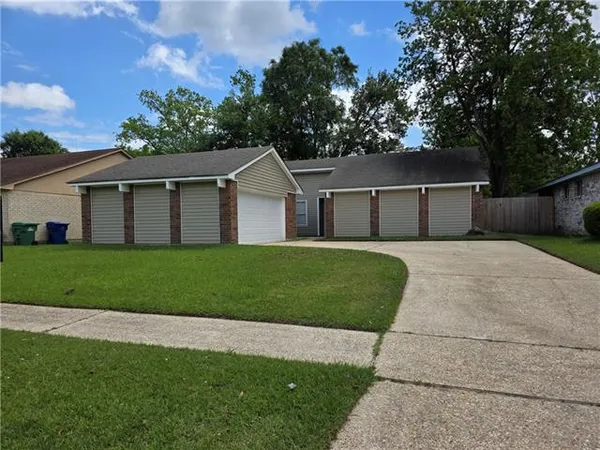 $1,750 | 111 Heather Drive, Slidell, LA 70458