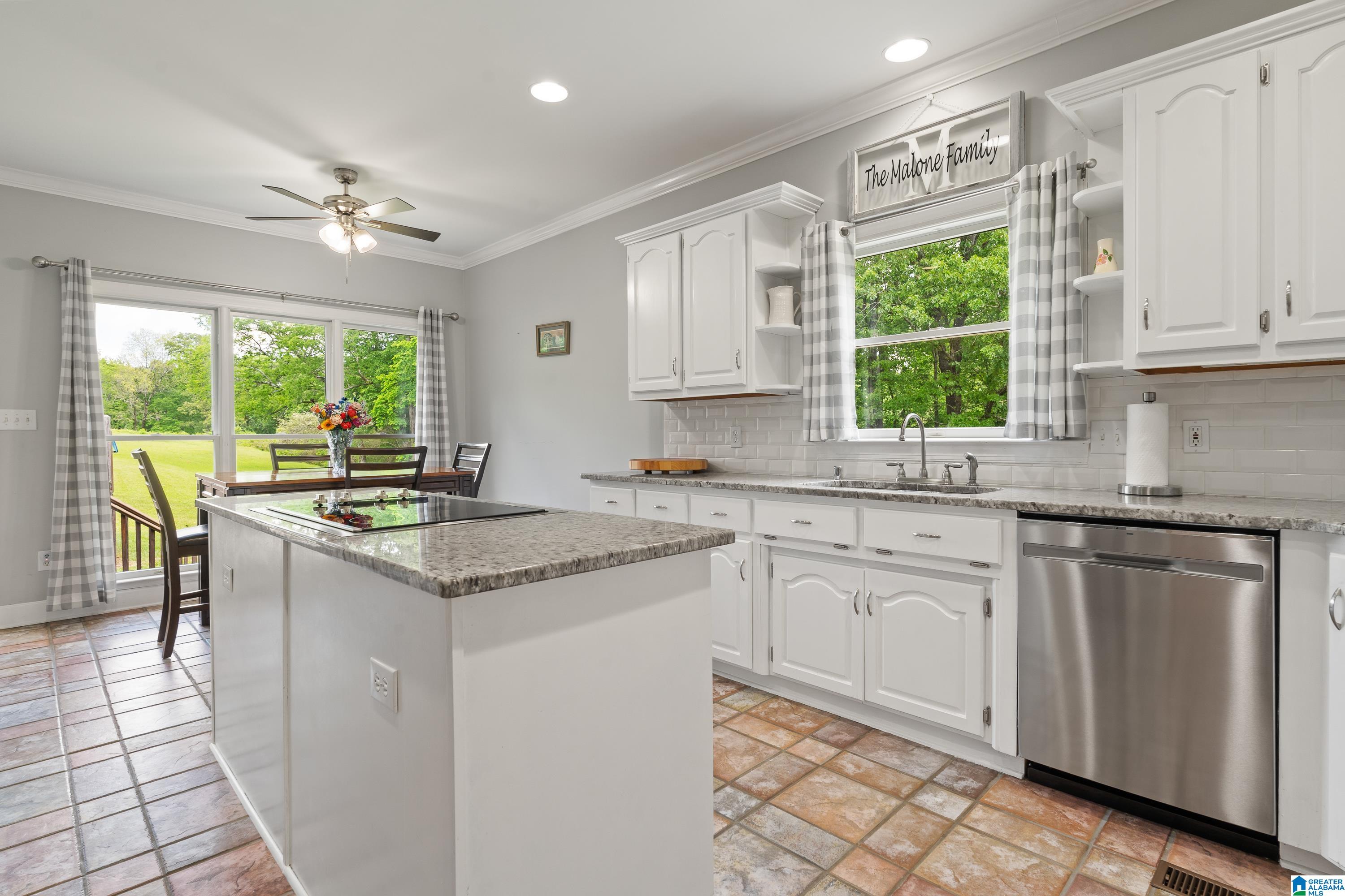 3671 White Road Dora, AL 35062 - Photo 15 of 67