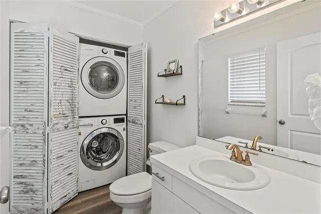 a picture of a bench in front of a