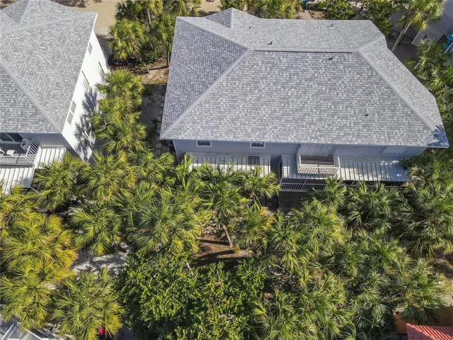 $875,000 | 6250 Holmes Boulevard, Unit 37, Holmes Beach, FL 34217