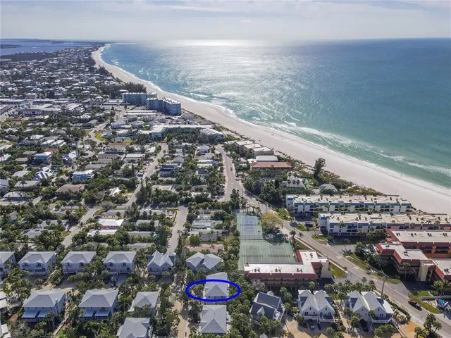 $875,000 | 6250 Holmes Boulevard, Unit 37, Holmes Beach, FL 34217