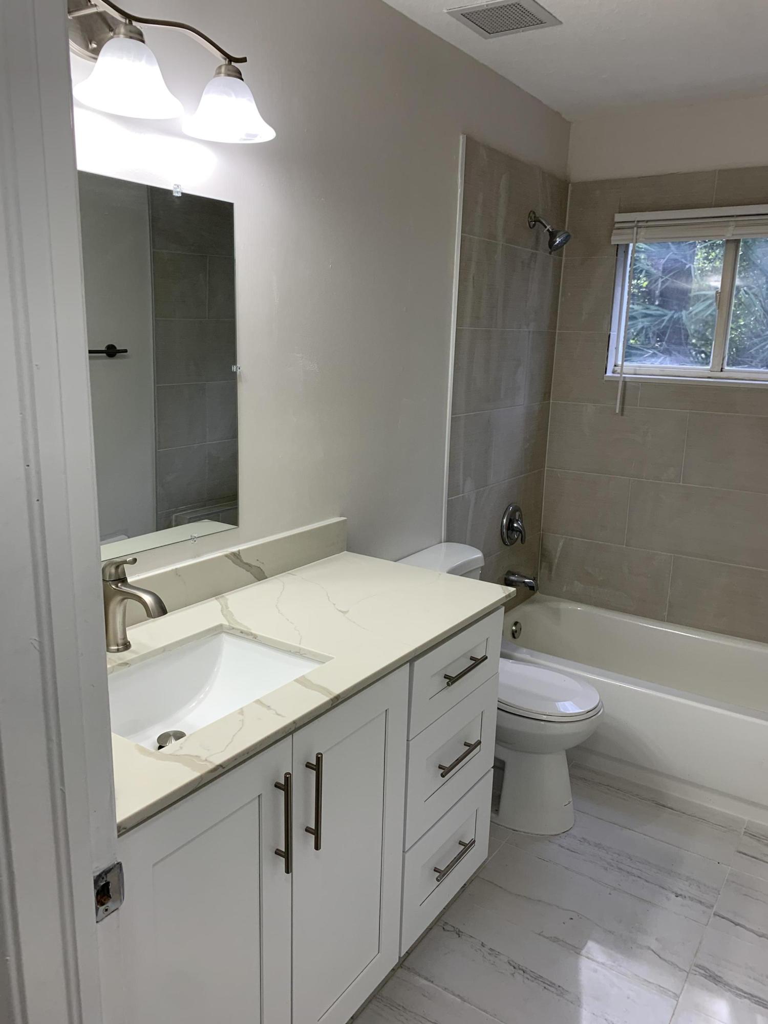 17356 93rd Road North Loxahatchee, FL 33470 - Photo 21 of 37 lox21