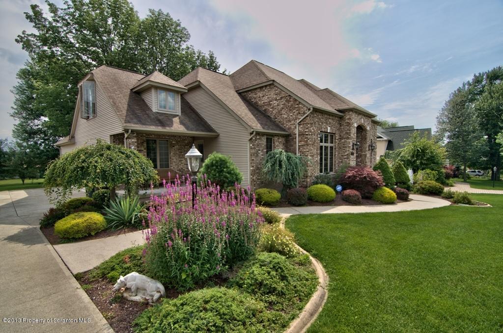 911 Parkview Road Moscow, PA 18444 - Photo 1 of 79 Gallery Image 1