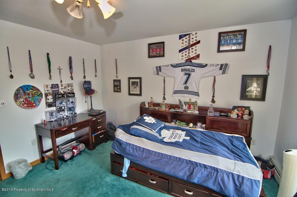 911 Parkview Road Moscow, PA 18444 - Photo 62 of 79 Gallery Image 62