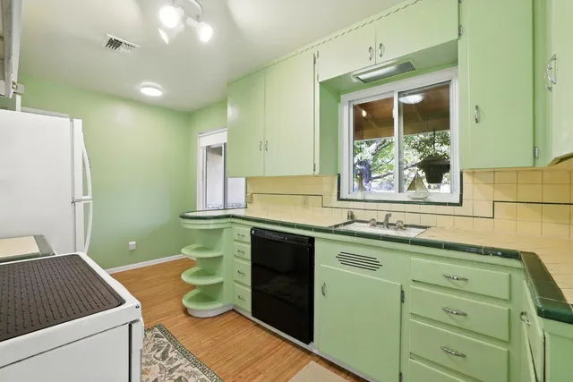 $720,000 | 1101 Castec Drive, Sacramento, CA 95864