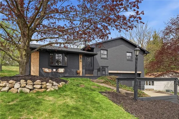 $275,000 | 2404 17th Street, Beaver Falls, PA 15010
