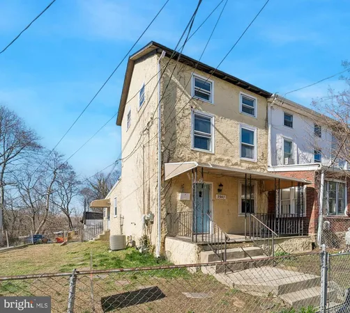 $240,000 | 3947 Mary Street, Drexel Hill, PA 19026