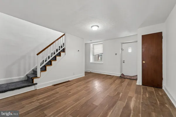 $225,000 | 3947 Mary Street, Drexel Hill, PA 19026