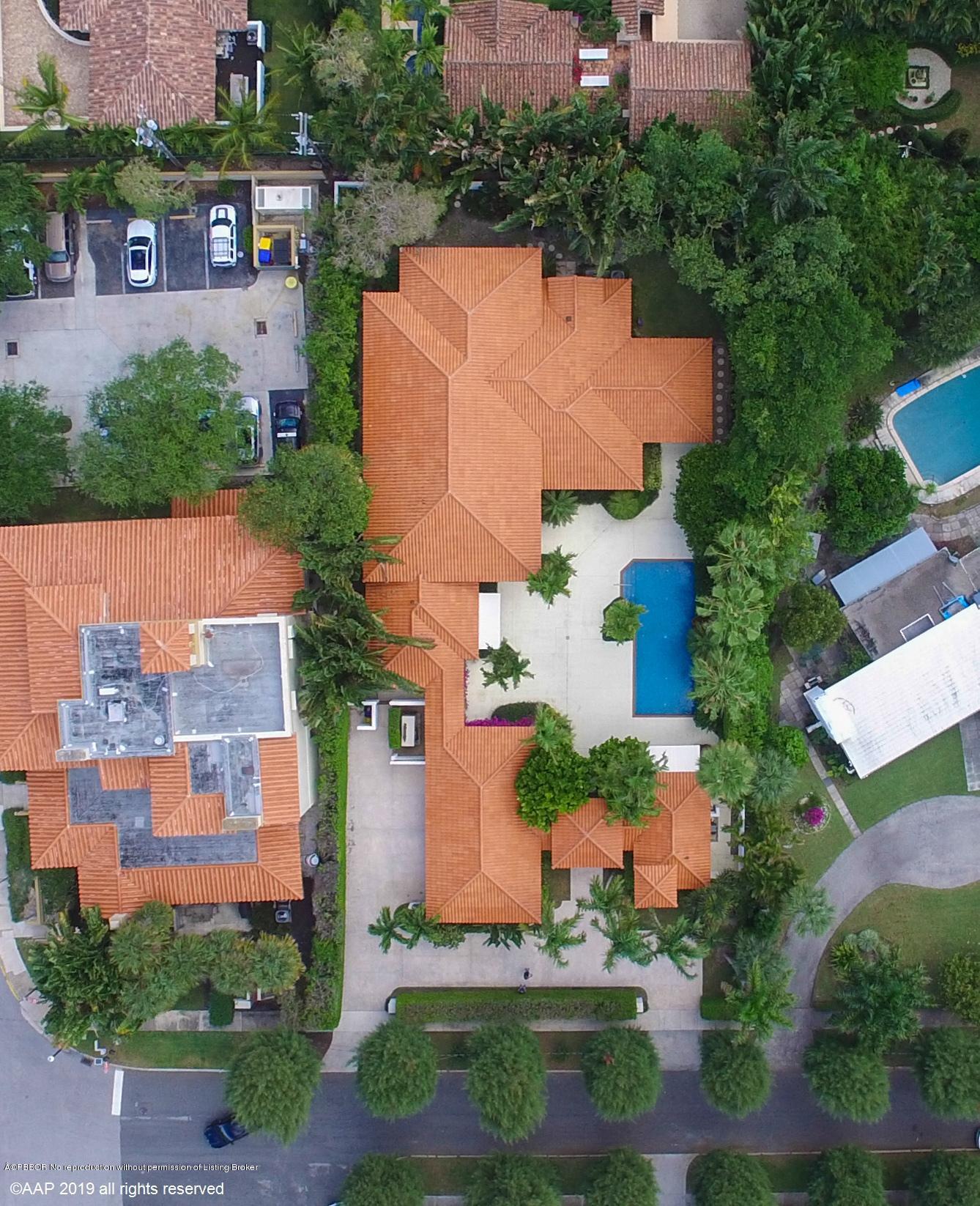 210 Wells Road Palm Beach, FL 33480 - Photo 37 of 65 an aerial view of multiple houses with yard