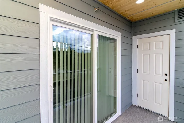 $2,195,000 | 3402 South C Street, Tacoma, WA 98418