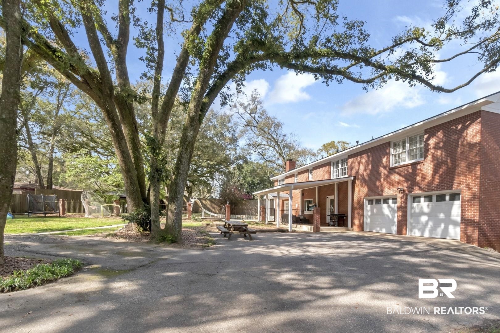 1508 Oak Cliff Court Mobile, AL 36609 - Photo 35 of 49